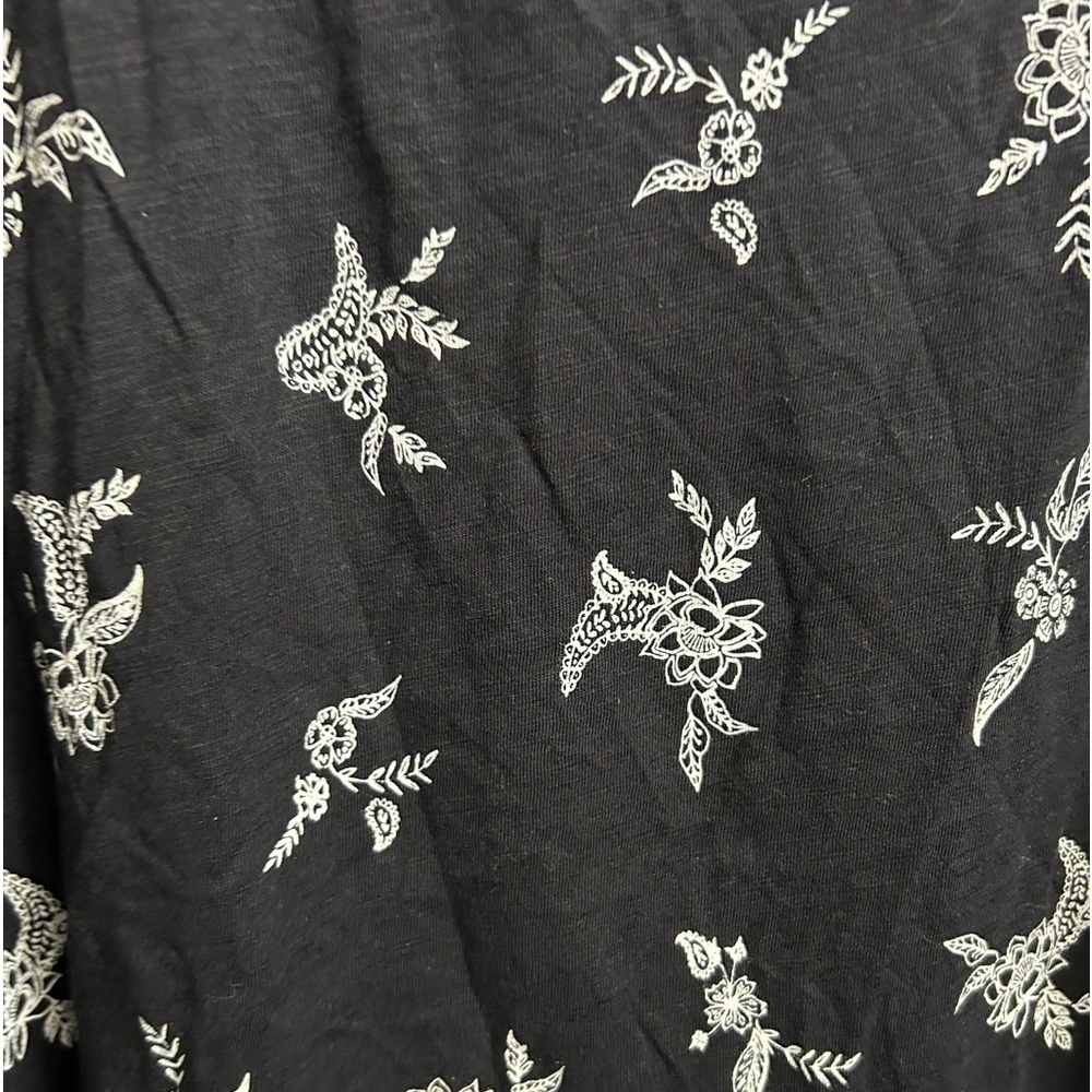 Love & Legend Black Floral Blouse Size 2X